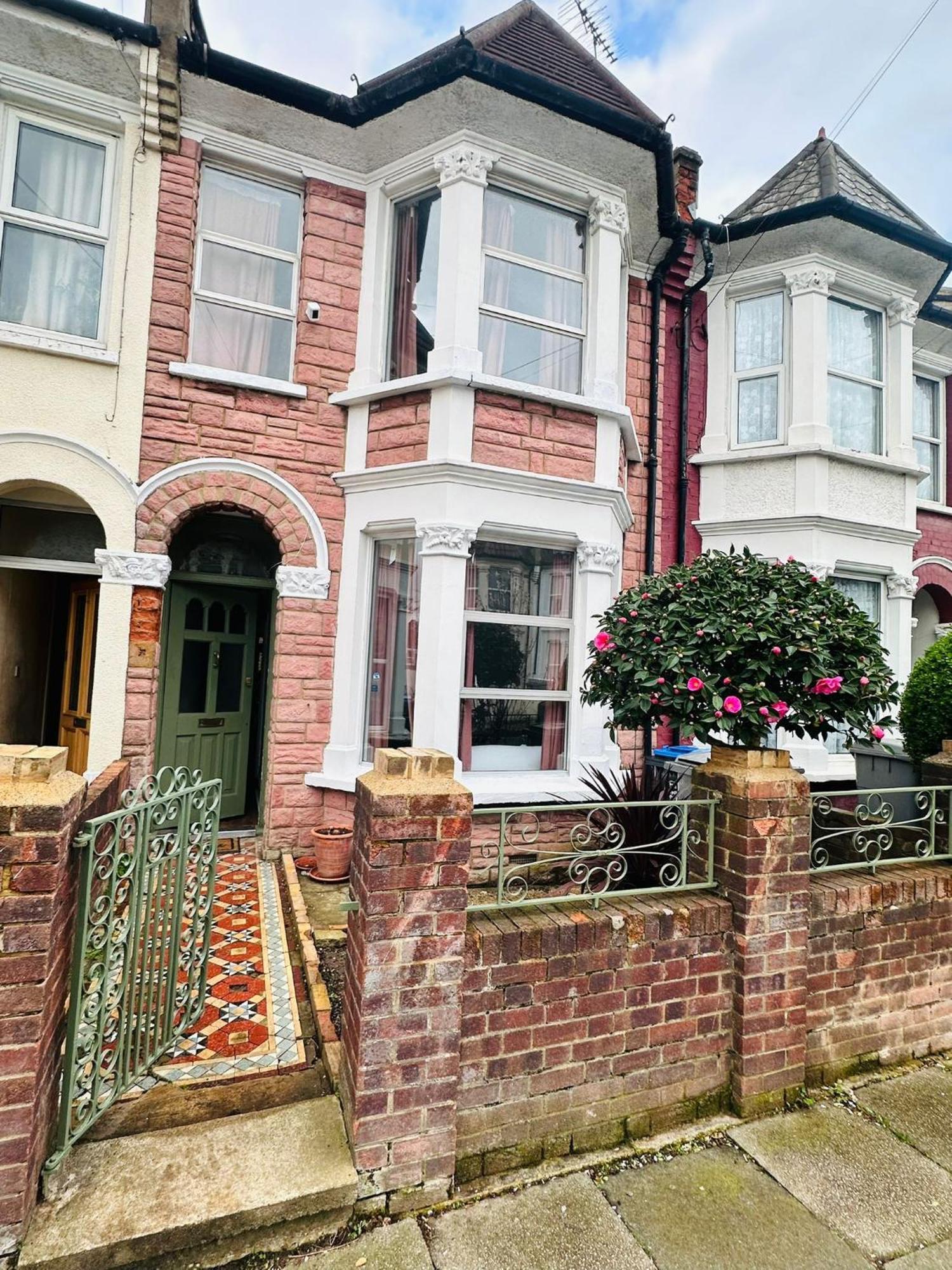 Charming, Renovated Residence In Willesden Green London Eksteriør bilde